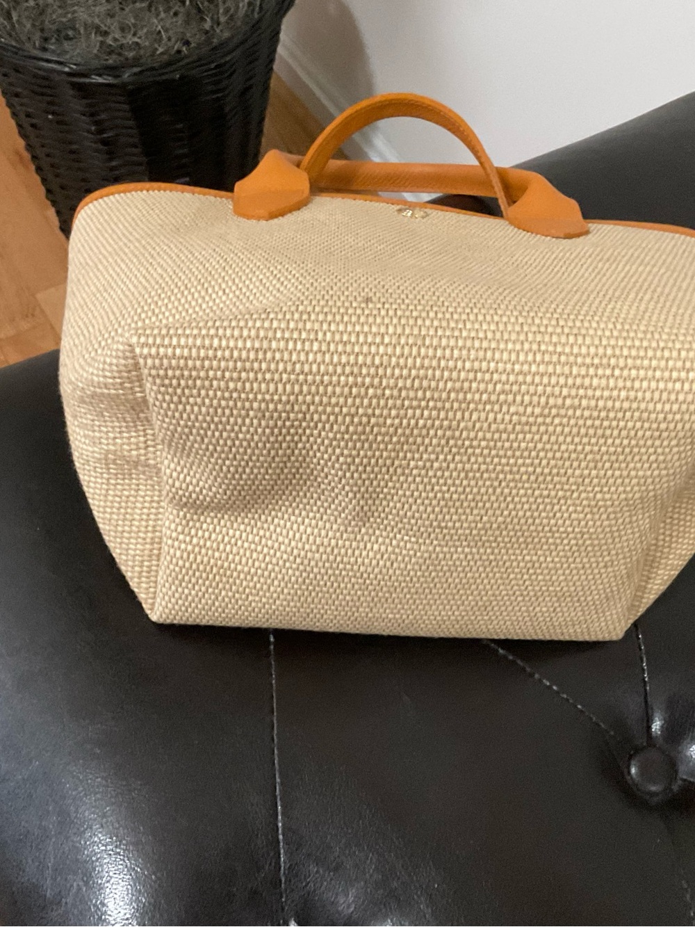 Longchamp Beige Woven Crossbody Tote with Orange Trim - Picture 4 of 4